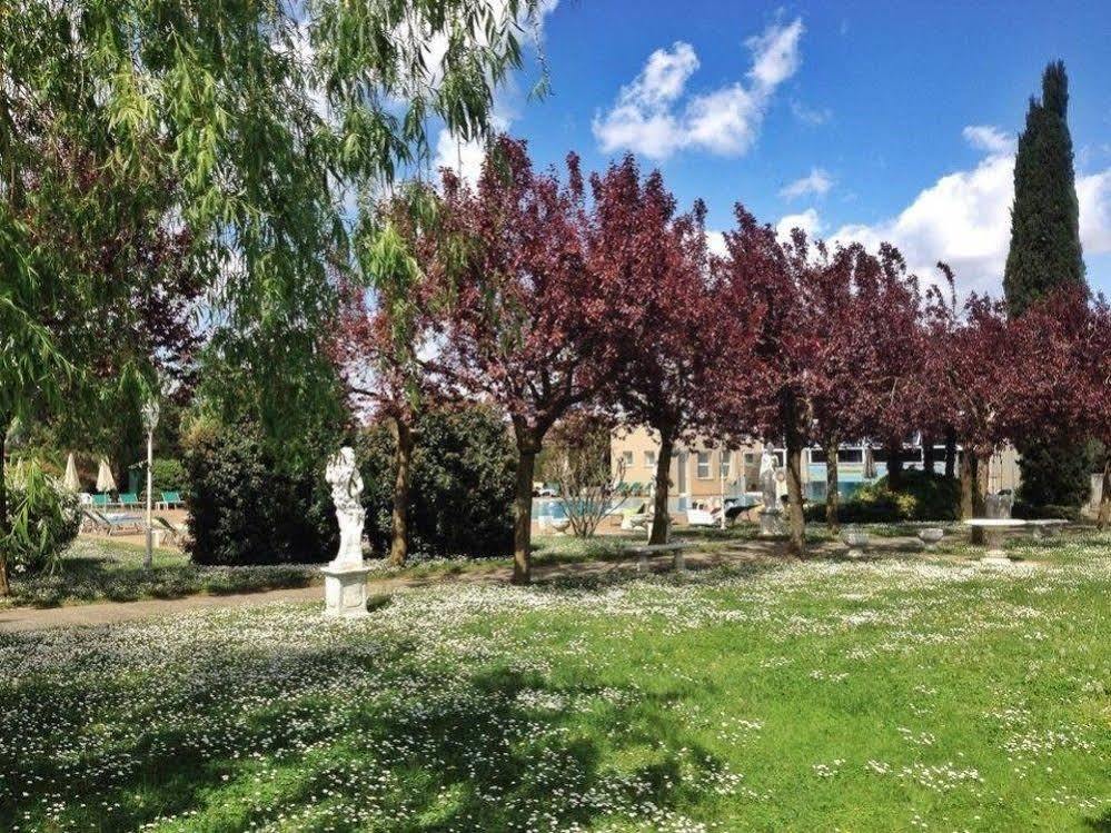 Hotel Des Bains Terme Montegrotto Terme Dış mekan fotoğraf